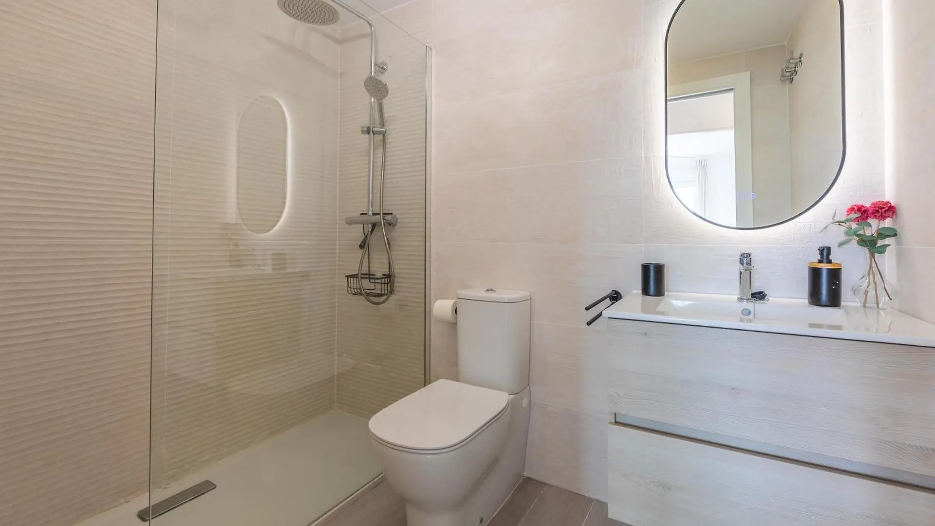 Appartement Stunning Views, Terrace, Pool, Wifi & Near Centre à Tarifa