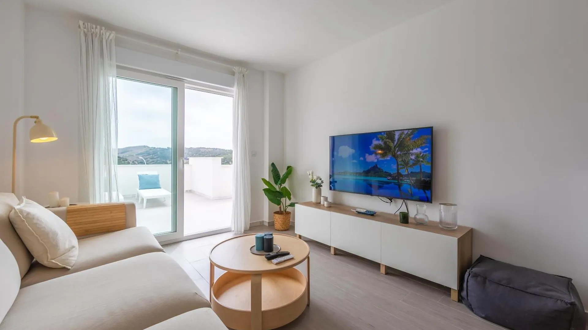 Appartement Stunning Views, Terrace, Pool, Wifi & Near Centre à Tarifa 0*,