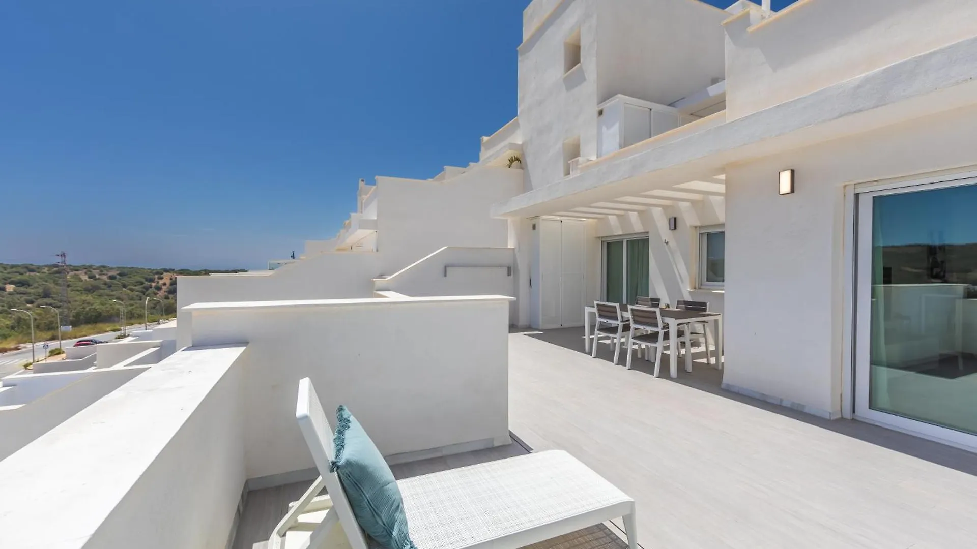 Appartement Stunning Views, Terrace, Pool, Wifi & Near Centre à Tarifa