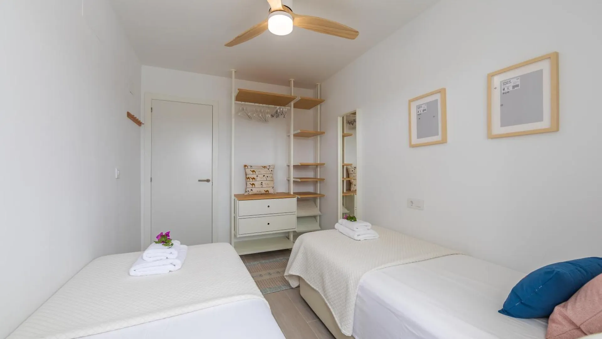 Stunning Views, Terrace, Pool, Wifi & Near Centre Apartment Tarifa 0*,  Spain