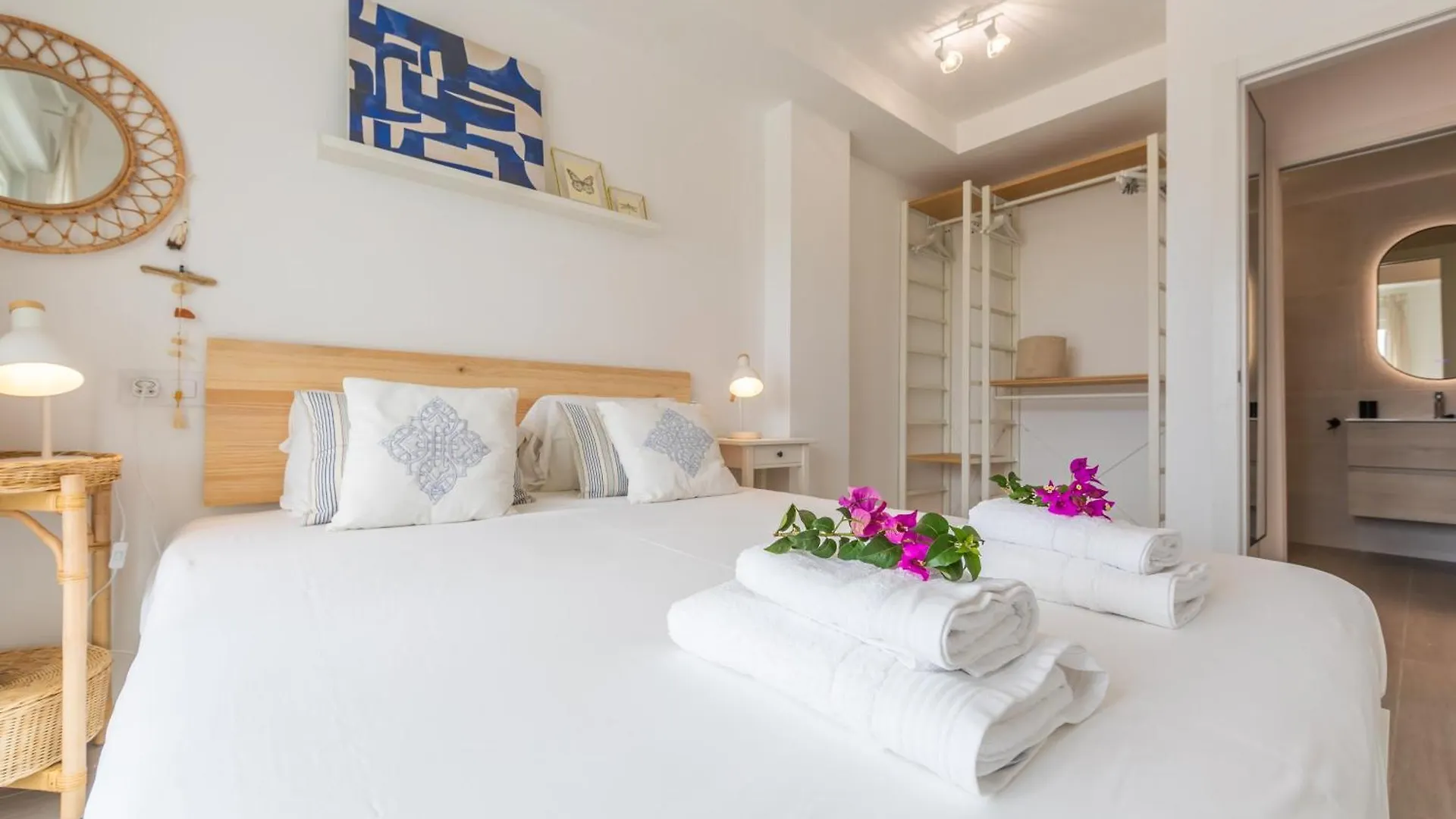Stunning Views, Terrace, Pool, Wifi & Near Centre Apartment Tarifa Spain