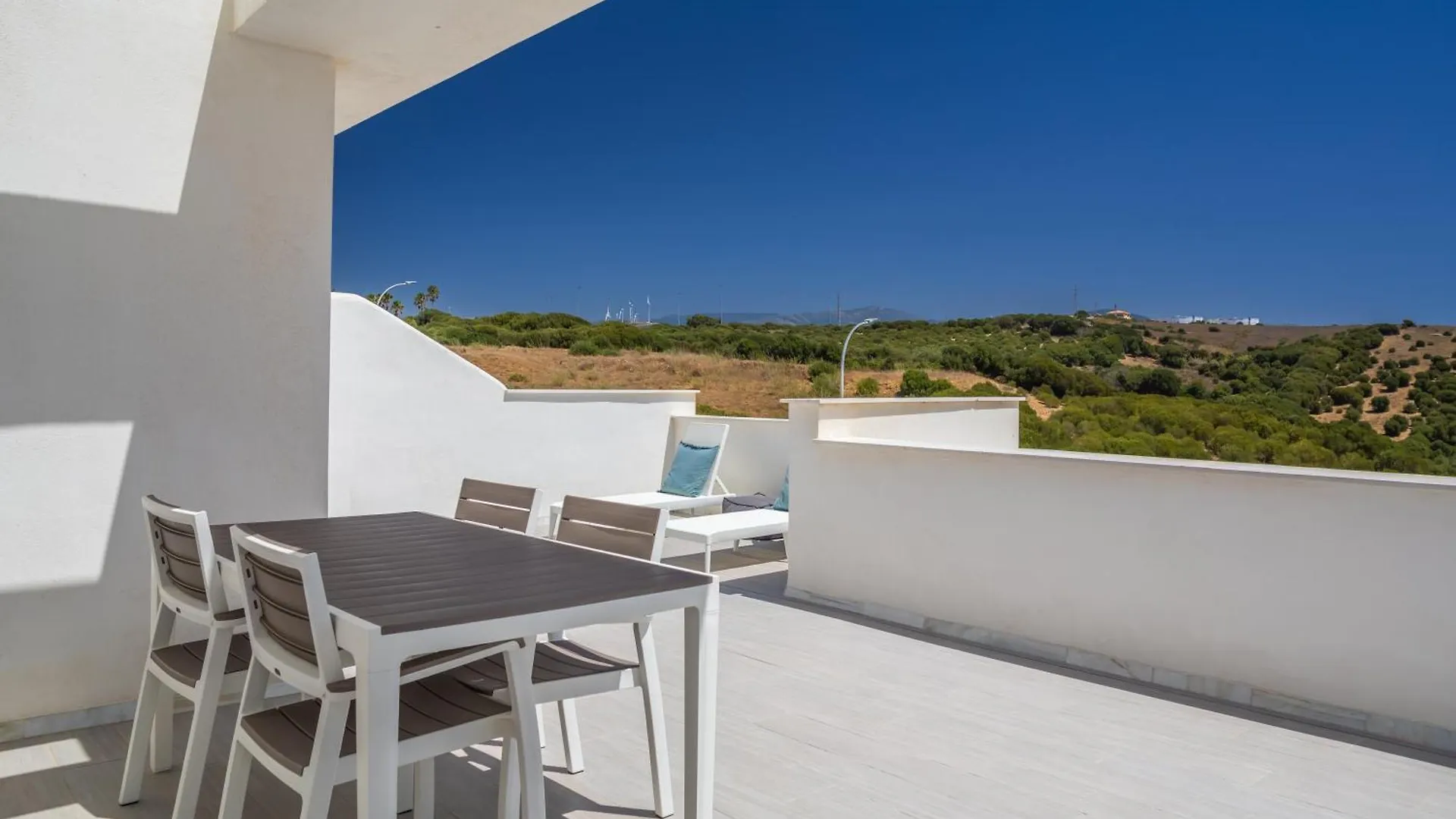 Stunning Views, Terrace, Pool, Wifi & Near Centre Apartment Tarifa Spain
